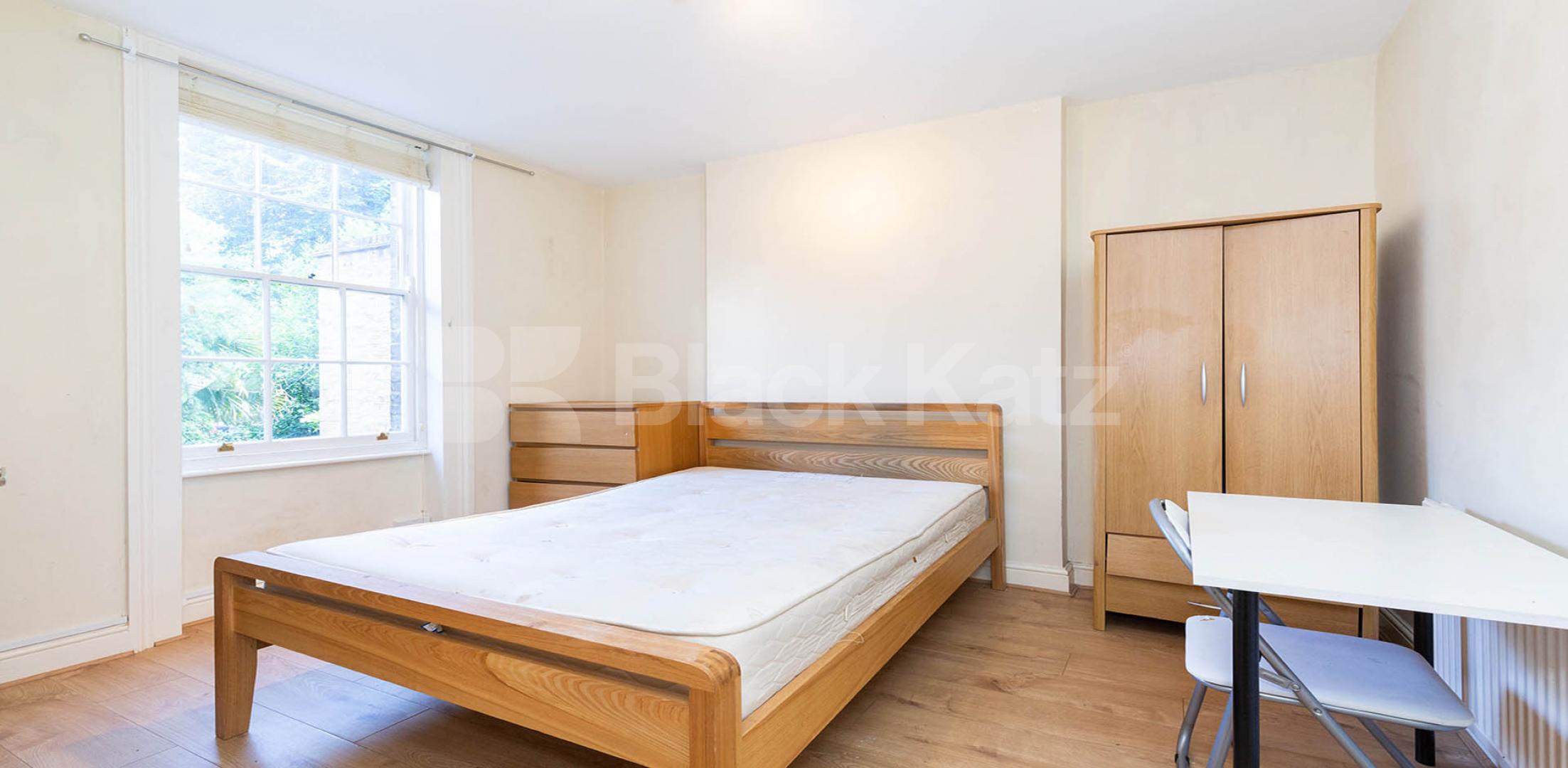 			2 Bedroom, 1 bath, 1 reception Flat			 Camden Street, Camden